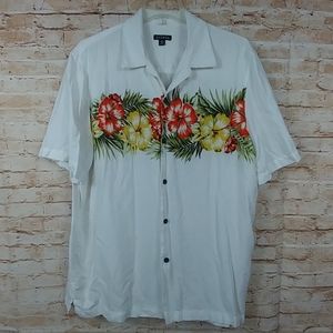 George Hawaiian White w/floral L(42-44)